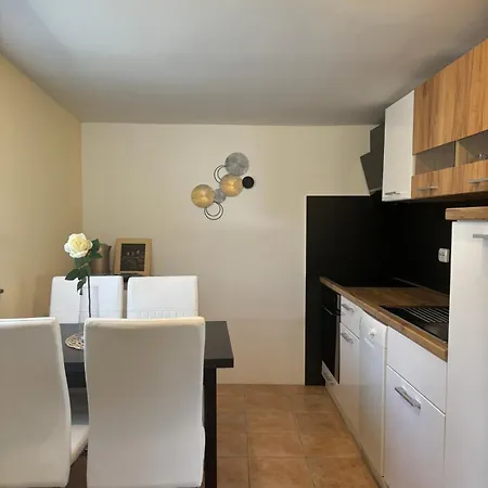 Kaucic Апартаменты